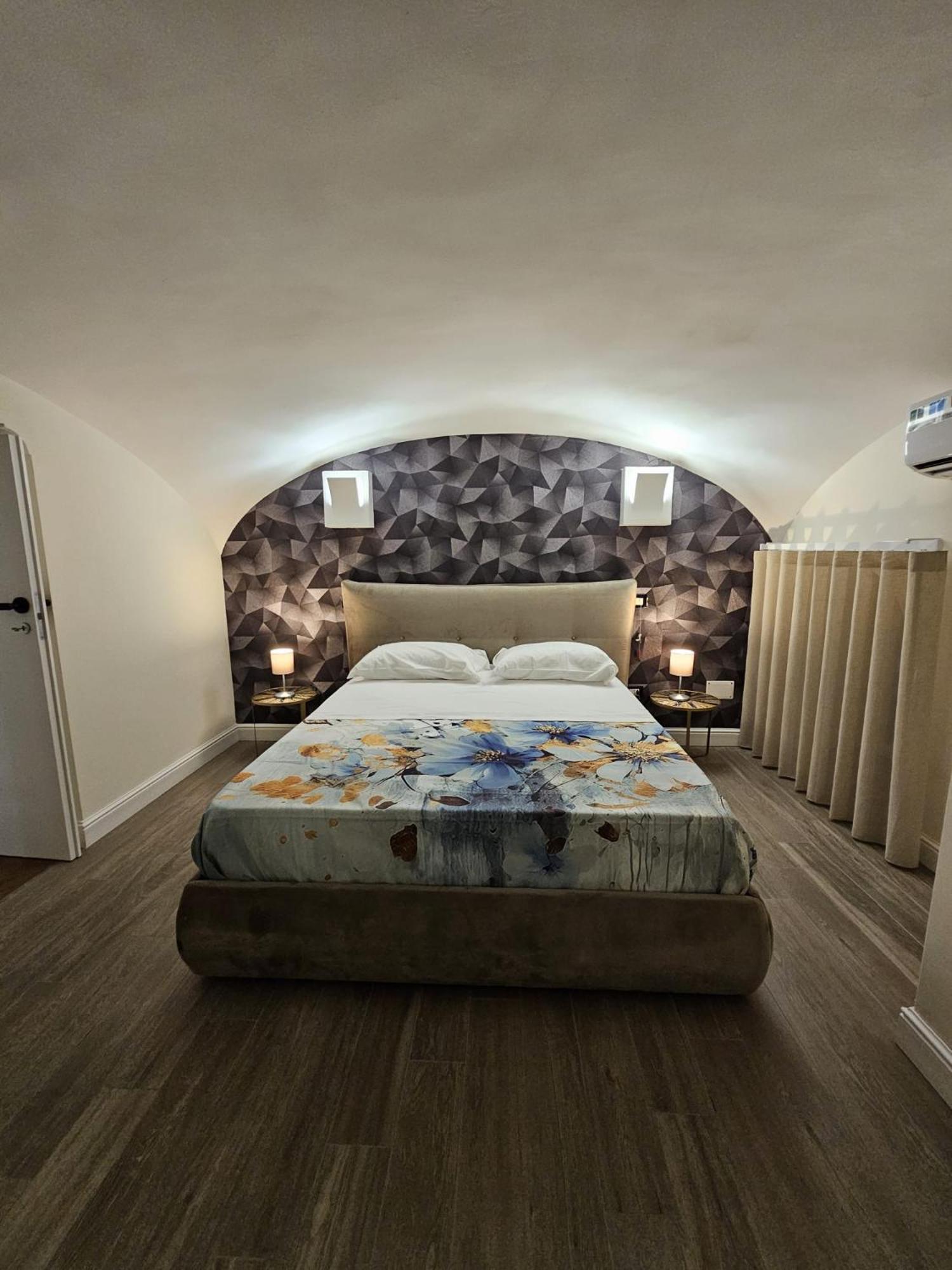 The Charme Bed & Breakfast *